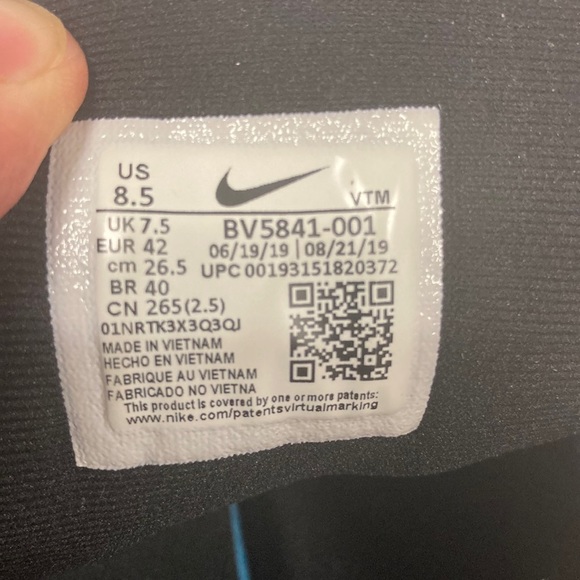 Nike Mx-720-818 Gs Metallic Silver/black Cq4010-001 Sz 7y / 10 women’s, … - Picture 7 of 8